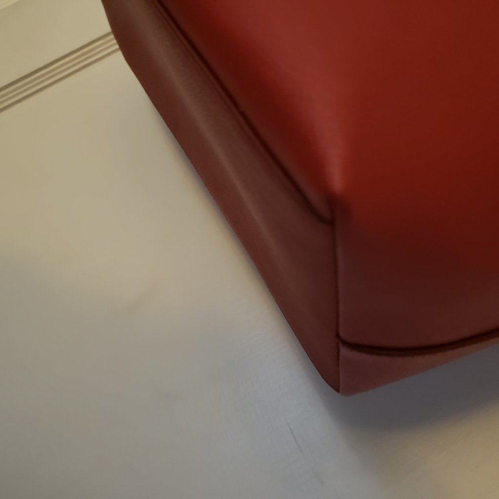COACH TRUE RED PEBBLE LEATHER CITY TOTE - Picture 5 of 7